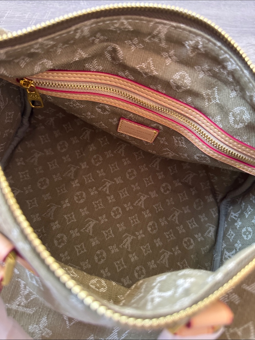Source Unknown Olive Monogram Satchel with Natural Tan Handles - Picture 6 of 9